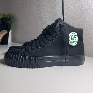 Black PF Flyers Mens Size 7, Womens Size 8.5